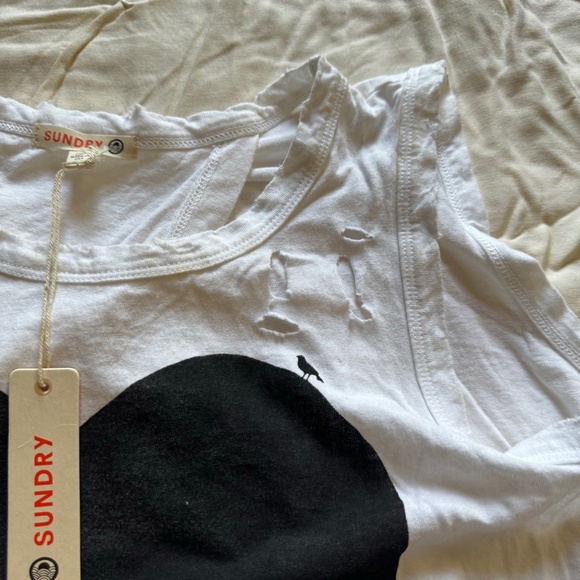 Sundry - Picture 2 of 6